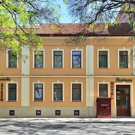 Partium Hotel Szeged Exteriör bild